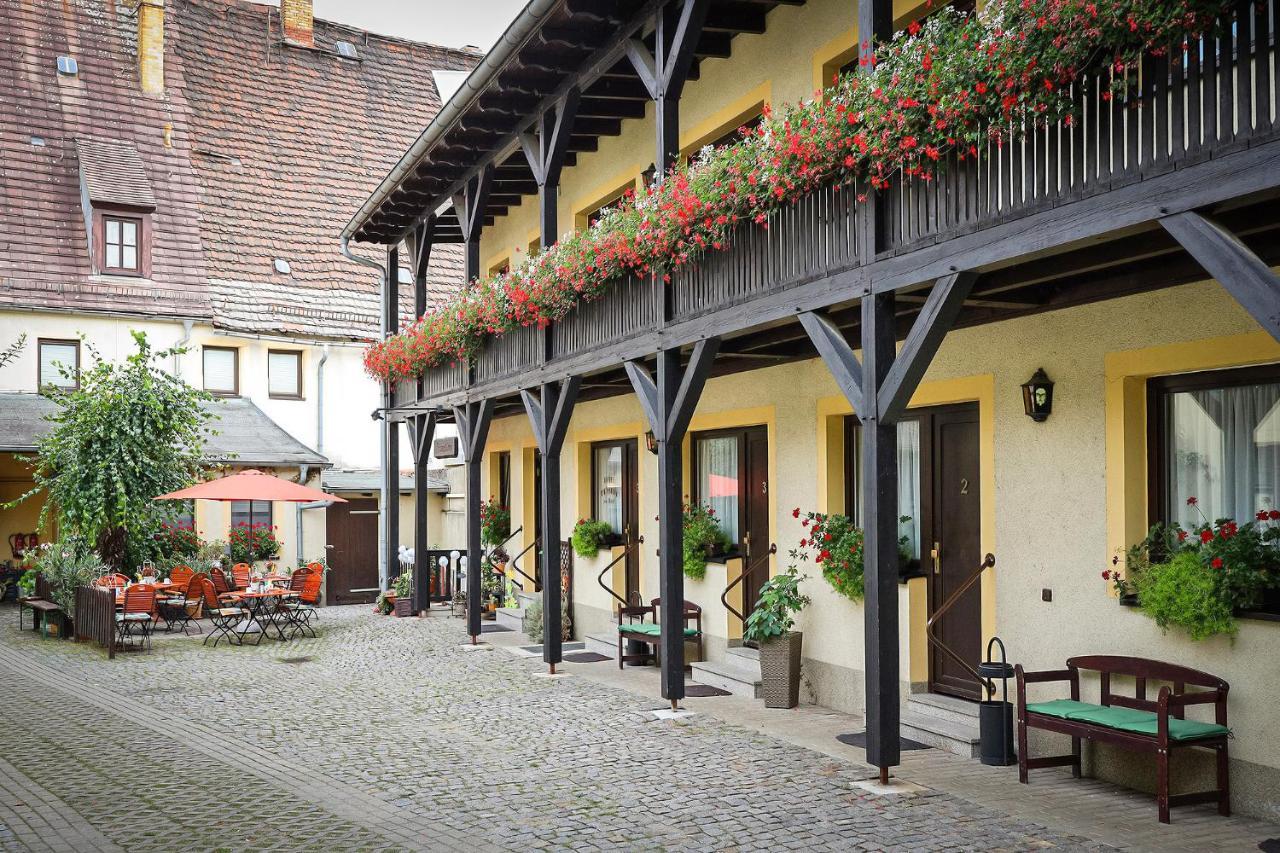 Hotel-Pension Zum Markt Torgau Exterior foto